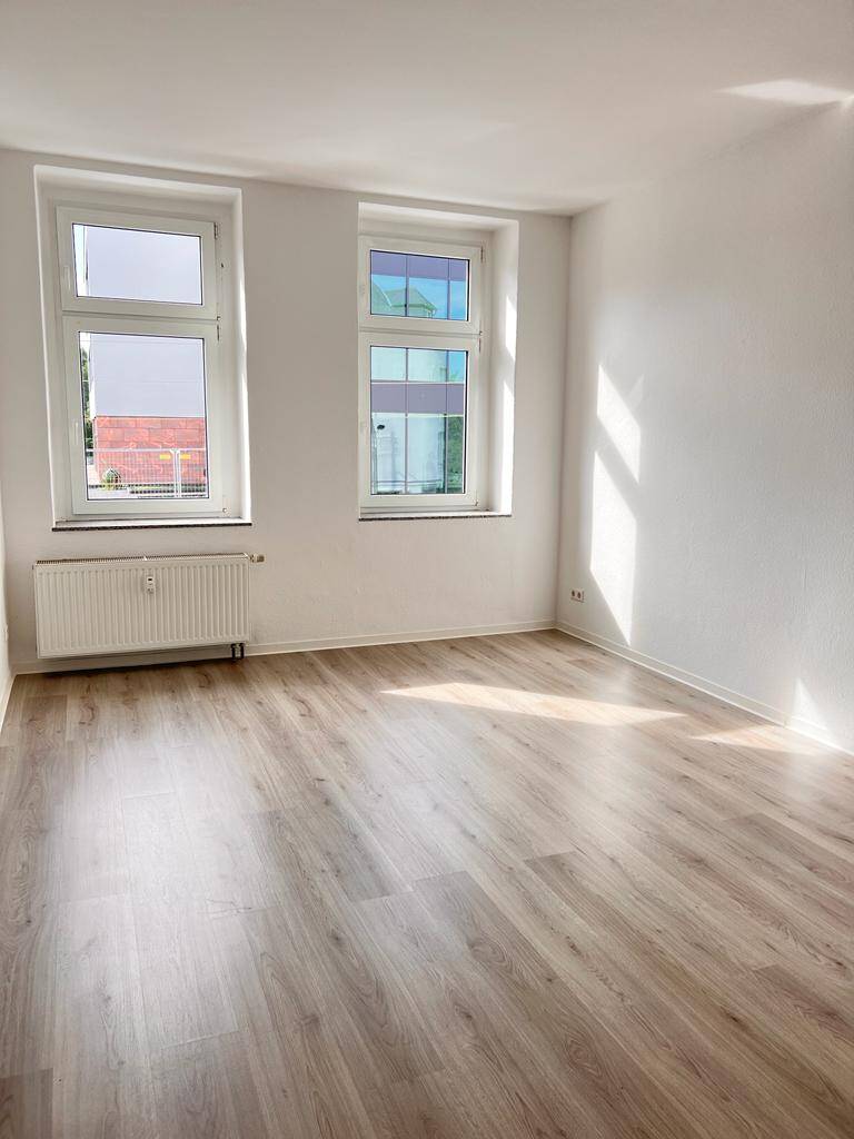 +++RENOVIERTE 2-RAUMWOHNUNG mit BALKON+++