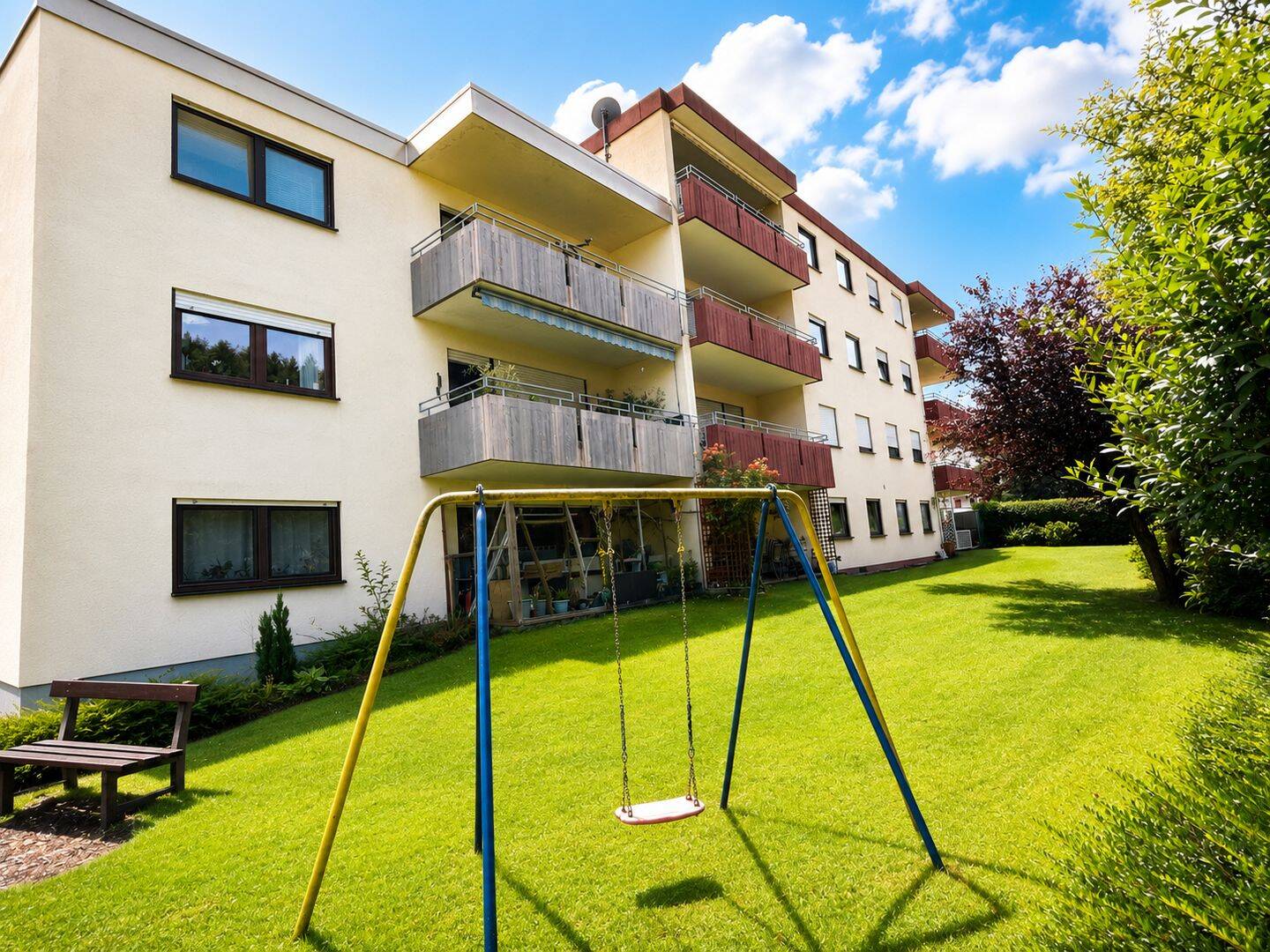 Gepflegte 4 Zimmer Wohnung, 69151 Neckargemünd