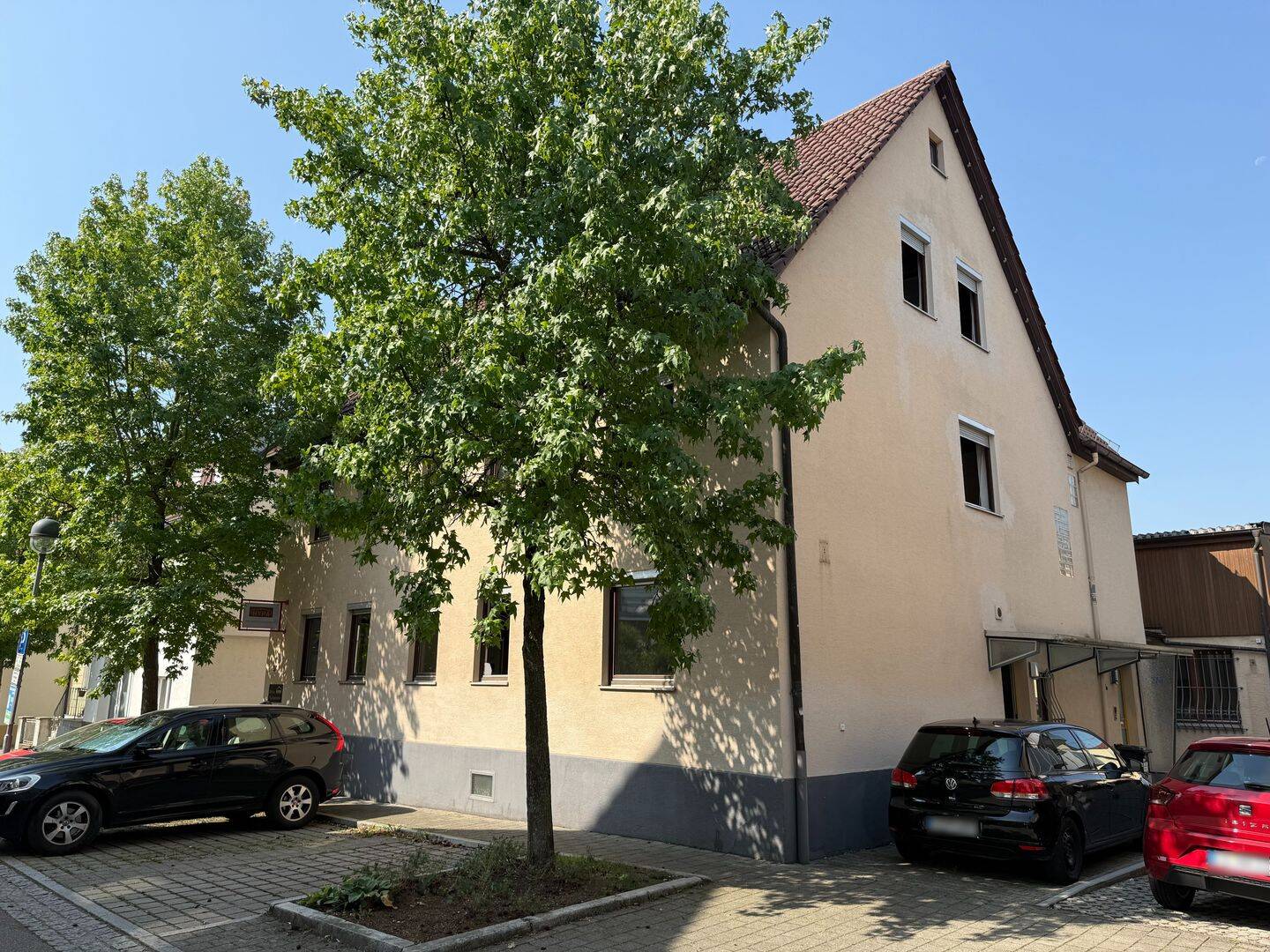 Wohn- und Geschäftskomplex mit vielen Möglichkeiten in Ortslage von Plochingen zu verkaufen!, 73207 Plochingen