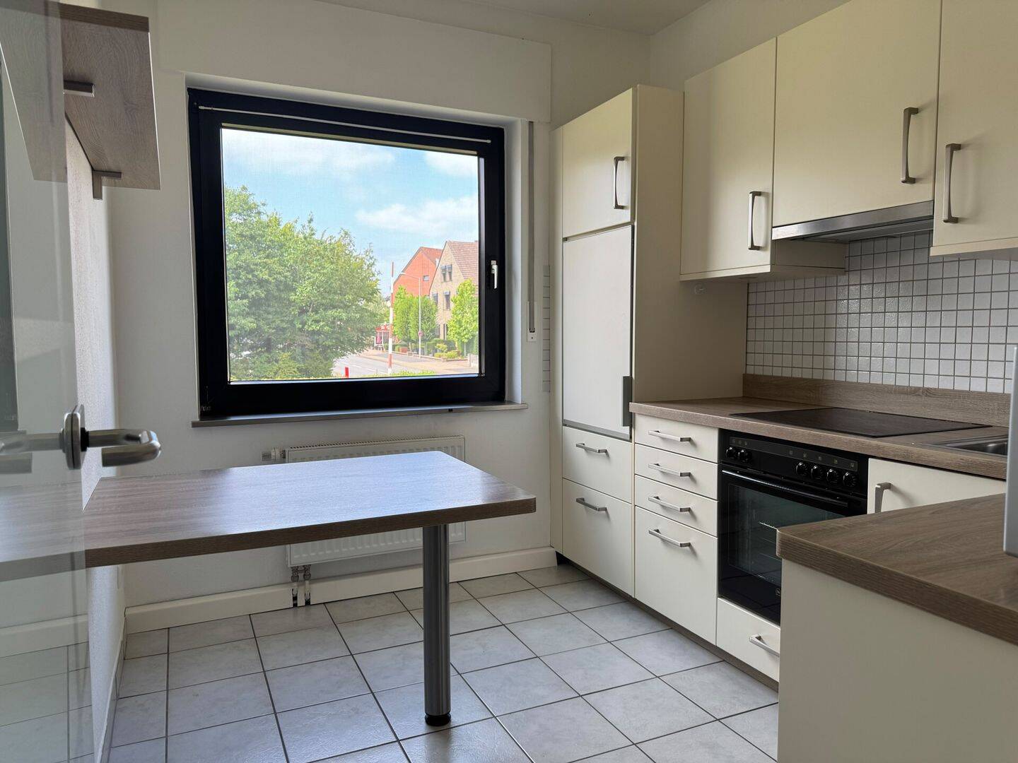 Helle 2 ZKB mit Balkon und EBK, 32257 Bünde