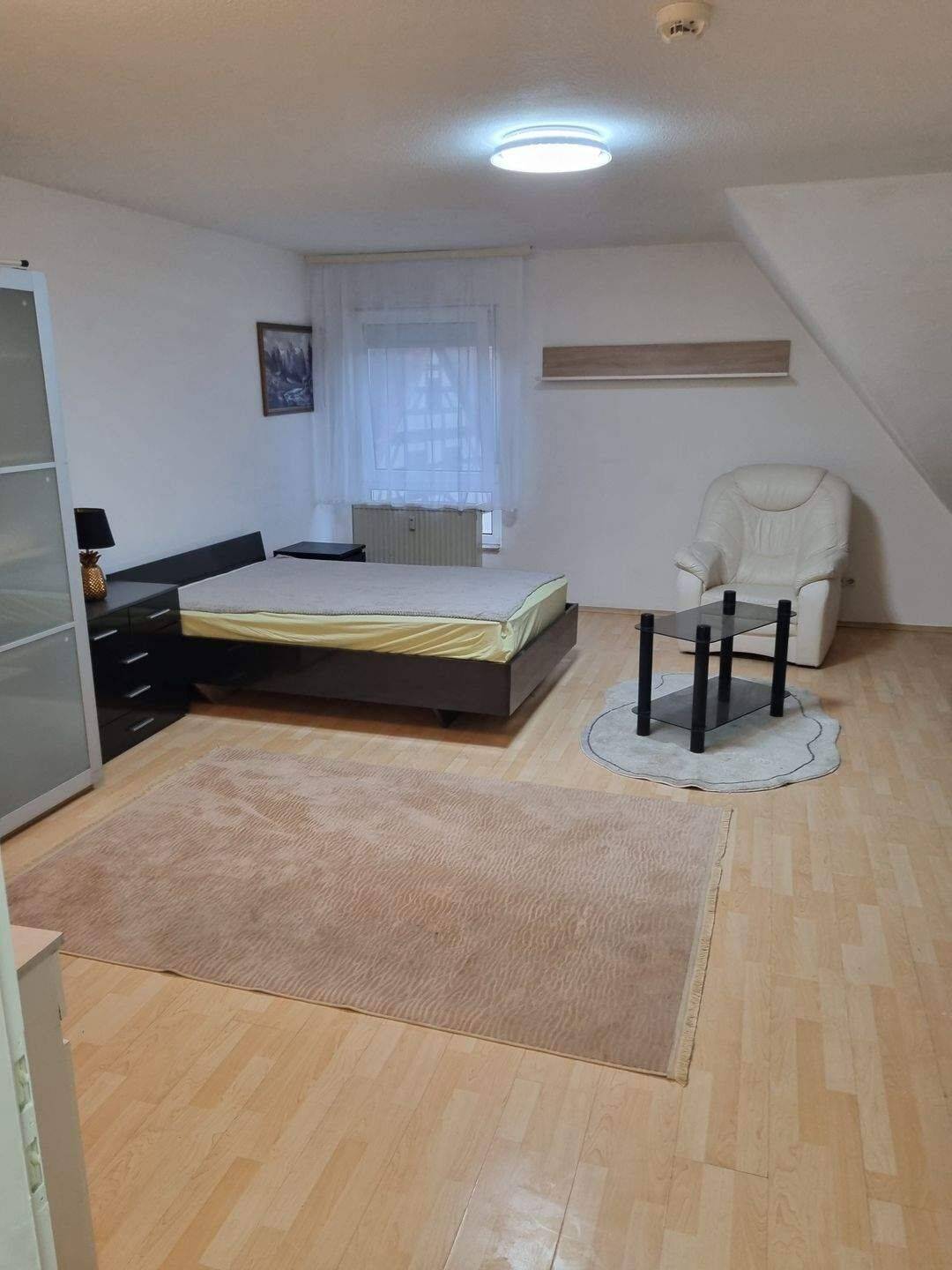 Möblierte Wohnung zentral gelegen in Stein!, 90547 Stein