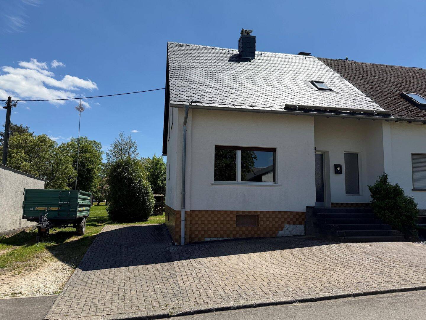 Beuren (Hochwald), einseitig angebautes Einfamilienhaus mit Garten, 54413 Beuren (Hochwald)
