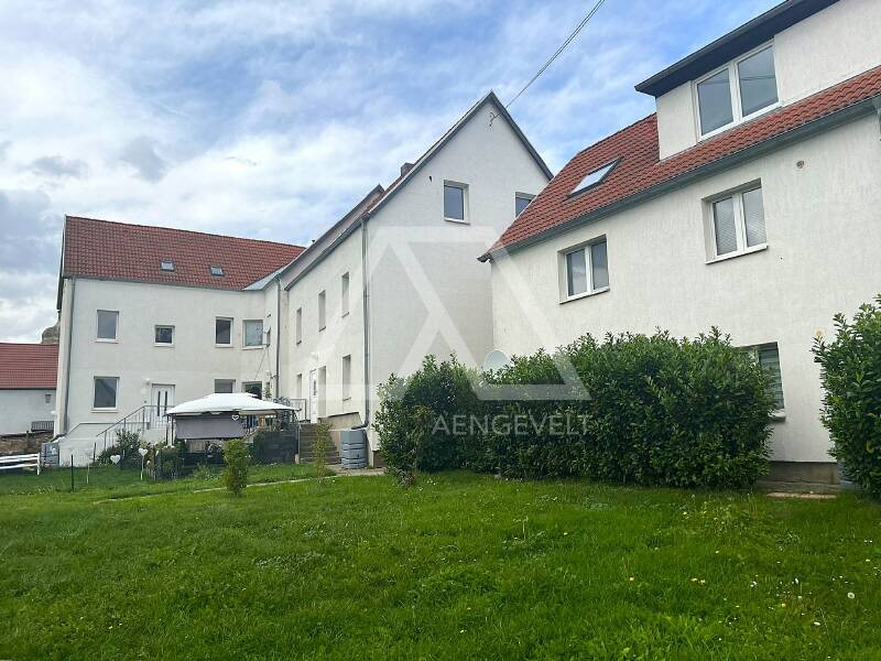 Share Deal Opportunity: Wohnanlage mit 6 MFH + Entwicklungspotenzial, Bauvorbescheid für DHH vorhanden, 6242 Braunsbedra
