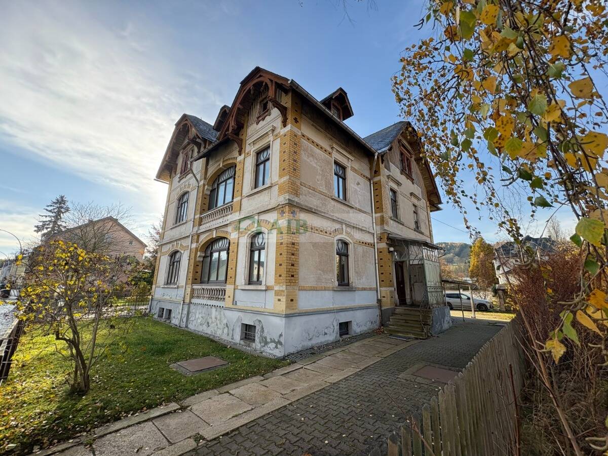 Prachtvolle Villa sucht Liebhaber +++Denkmalgeschütztes Mehrfamilienhaus in zentraler Lage+++, 9526 Olbernhau