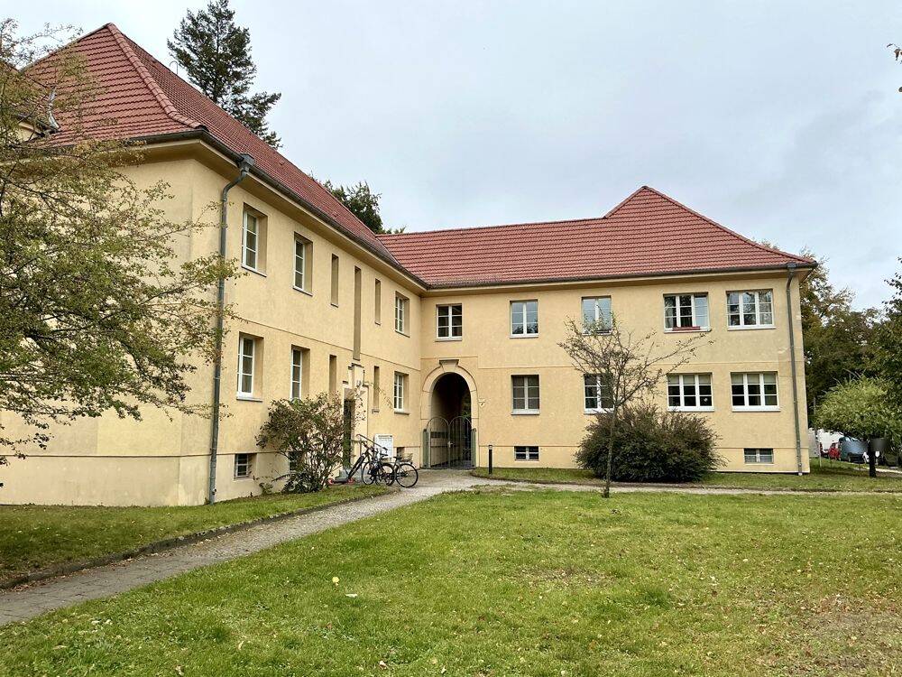 3-Zimmer-Altbauwohnung mit Erker in Berlin Pankow, 13156 Berlin (Pankow Kleingartenanlage Alte Baumschule Niederschönhausen Rosenthal)