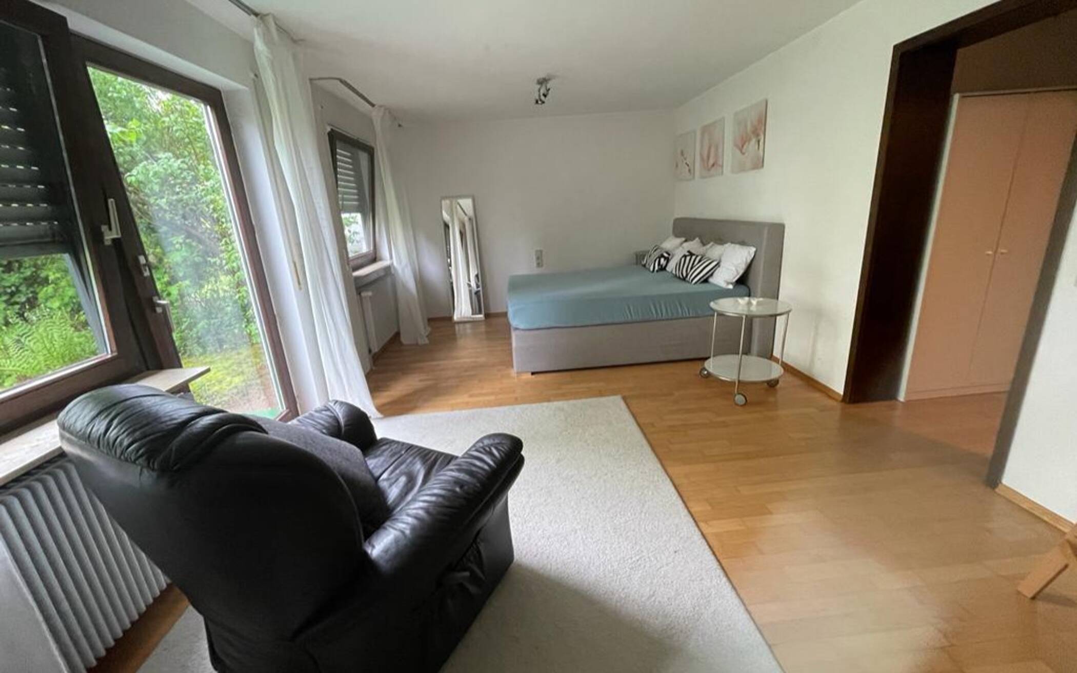 Möblierte Wohnung Stuttgart – Für Kurz- oder Langzeitmiete ab 1 Monat, 70619 Stuttgart (Heumaden Lederberg Riedenberg Sillenbuch)
