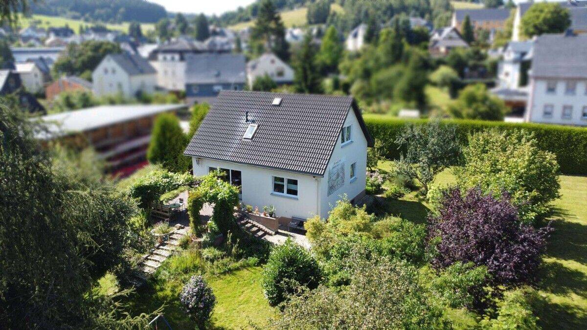 Gemütliches Einfamilienhaus mit Keller und tollem Garten!, 8315 Lauter-Bernsbach