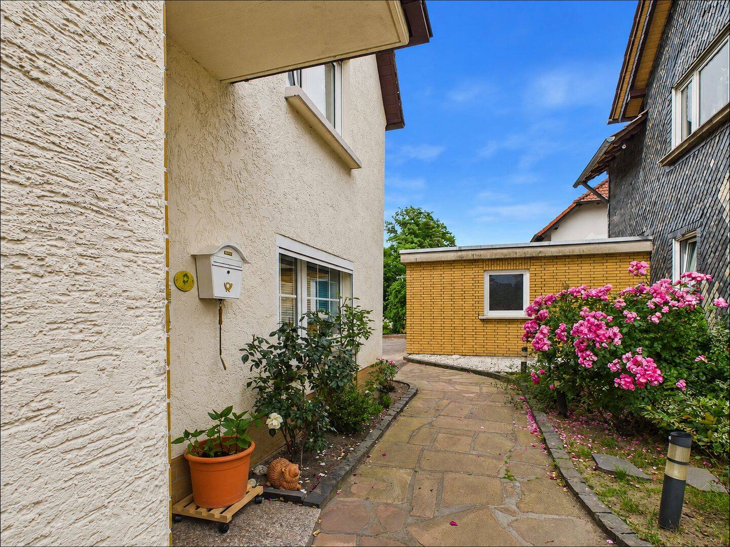 Einfamilienhaus in ruhiger Wohnlage mit Garage und Entwicklungspotenzial, 63607 Wächtersbach