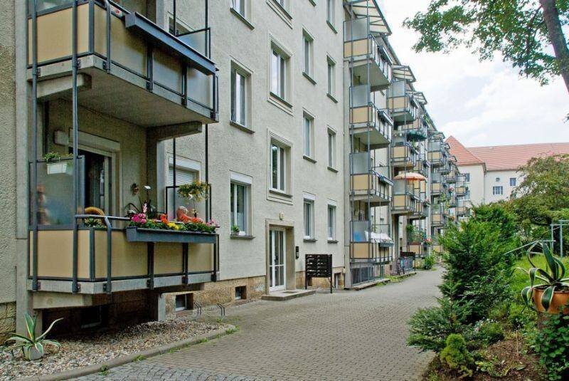 Schöne 3-RWE mit Balkon in zentrumsnaher Lage!, 1187 Dresden