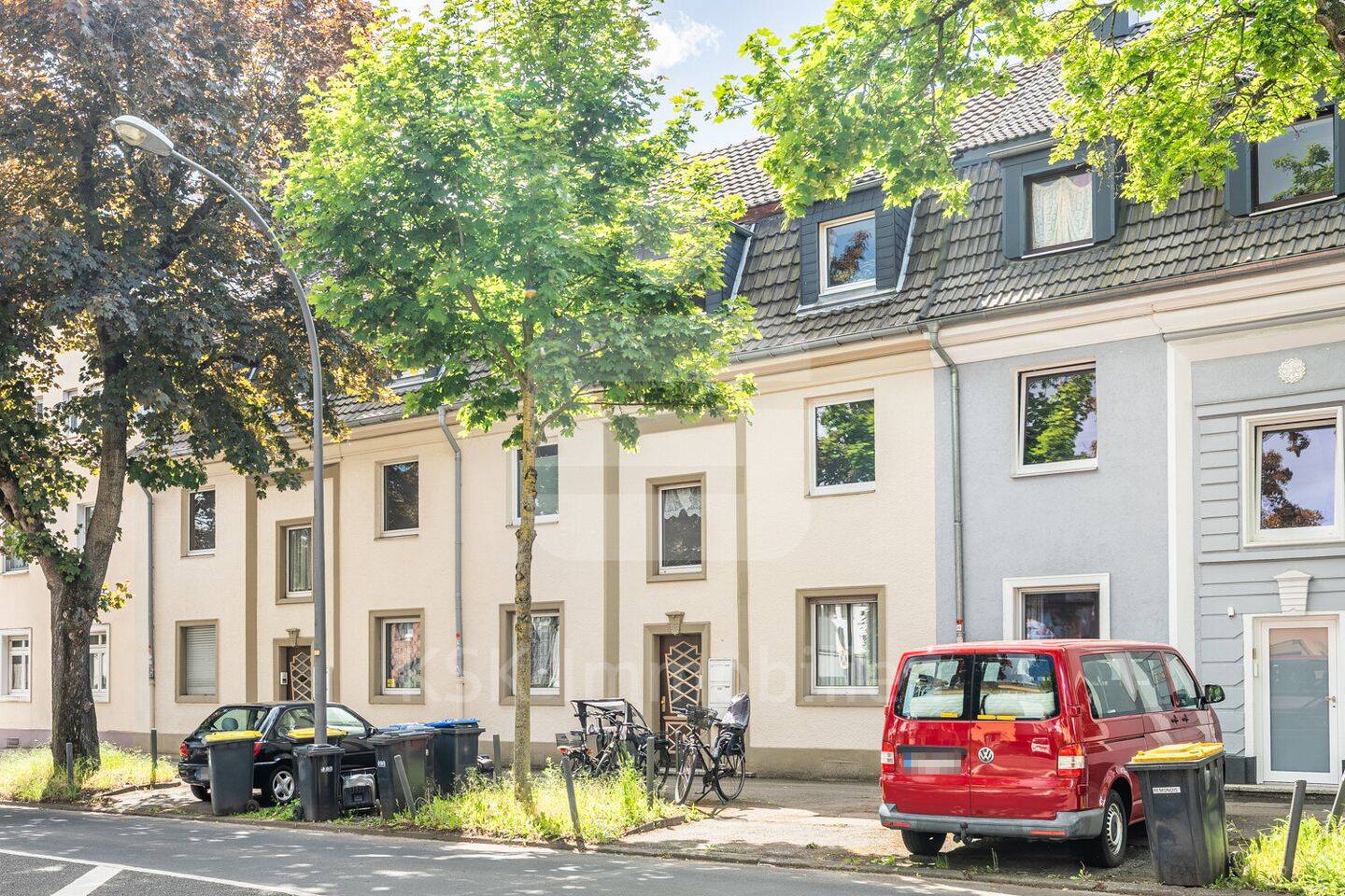 3-Familienhaus mit Potential in guter Lage von Raderthal!, 50968 Köln (Rodenkirchen)