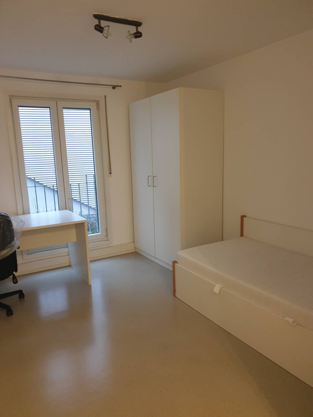 Schönes möbliertes 1-Zimmer Apartment – Studentenwohnheim in der Stadtmitte (Mindestmietzeit 6 Monate), 85049 Ingolstadt