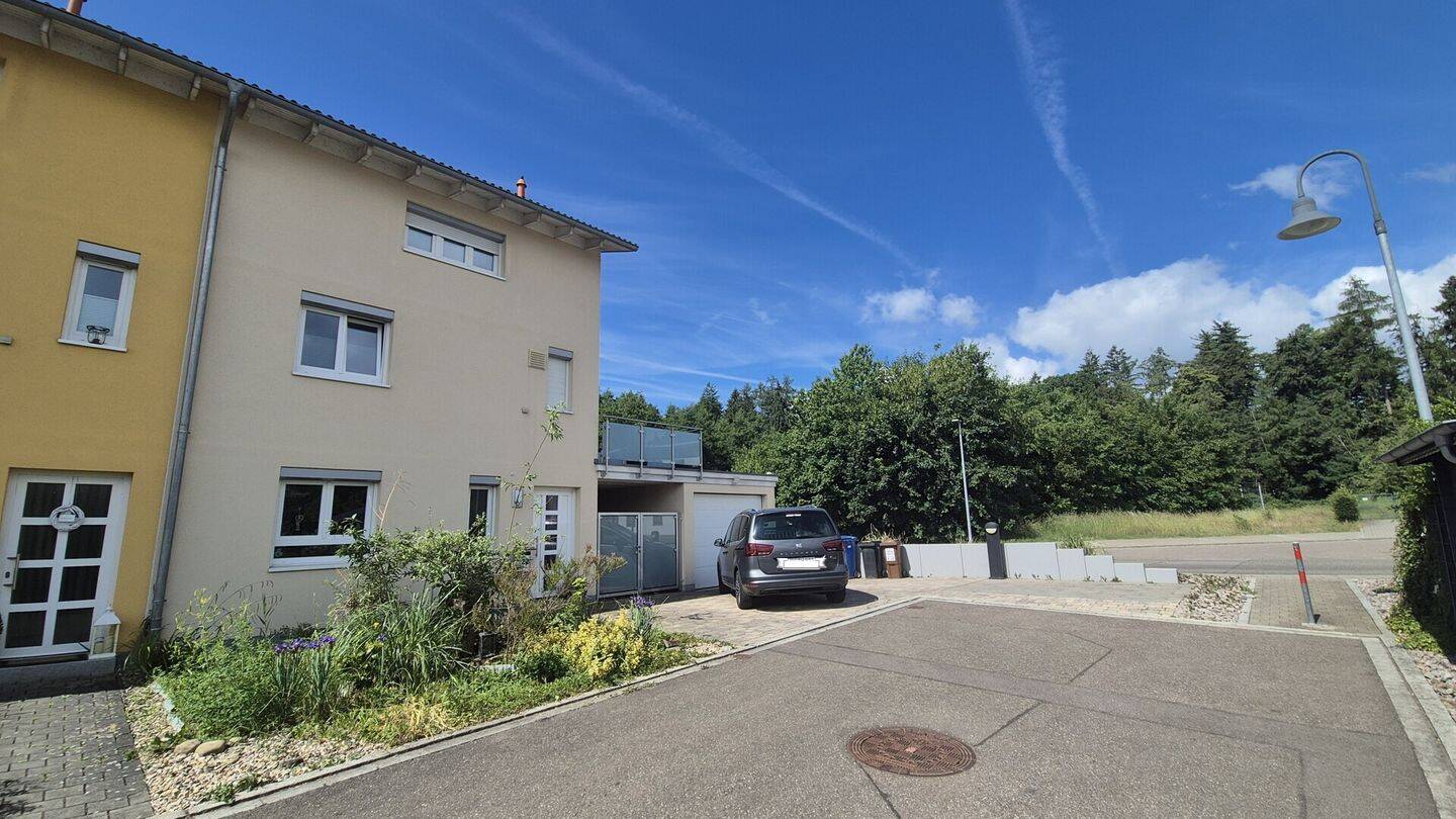 Waldshut-Bergstadt – 125 m² attraktives Reihenendhaus, 79761 Waldshut-Tiengen