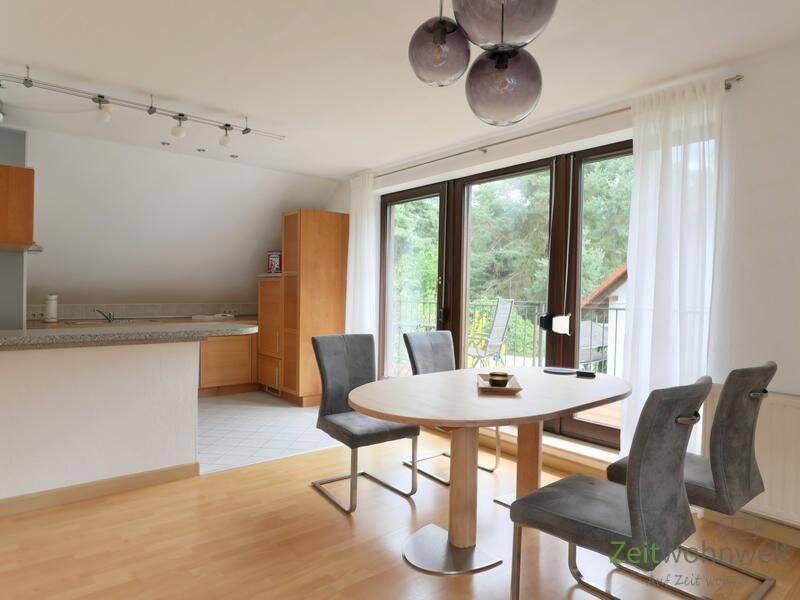 (EF1399_M) Dresden: Langebrück, geschmackvoll möblierte 2,5-Zimmer-Wohnung mit Balkon am Waldrand, Service inkl., 1465 Dresden (Langebrück Schönborn)