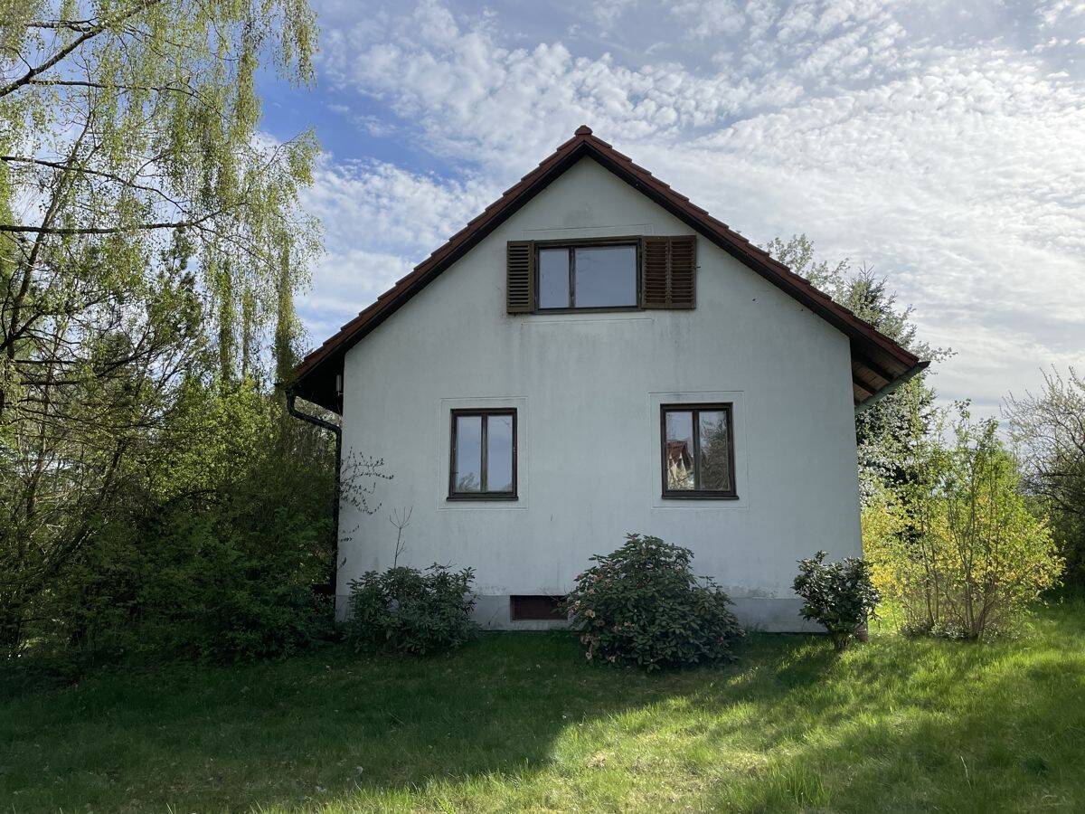 Über 4.000 m² Freiheit: Ihr Wohntraum mit außergewöhnlichem Grundstückspotential!, 92717 Reuth b. Erbendorf