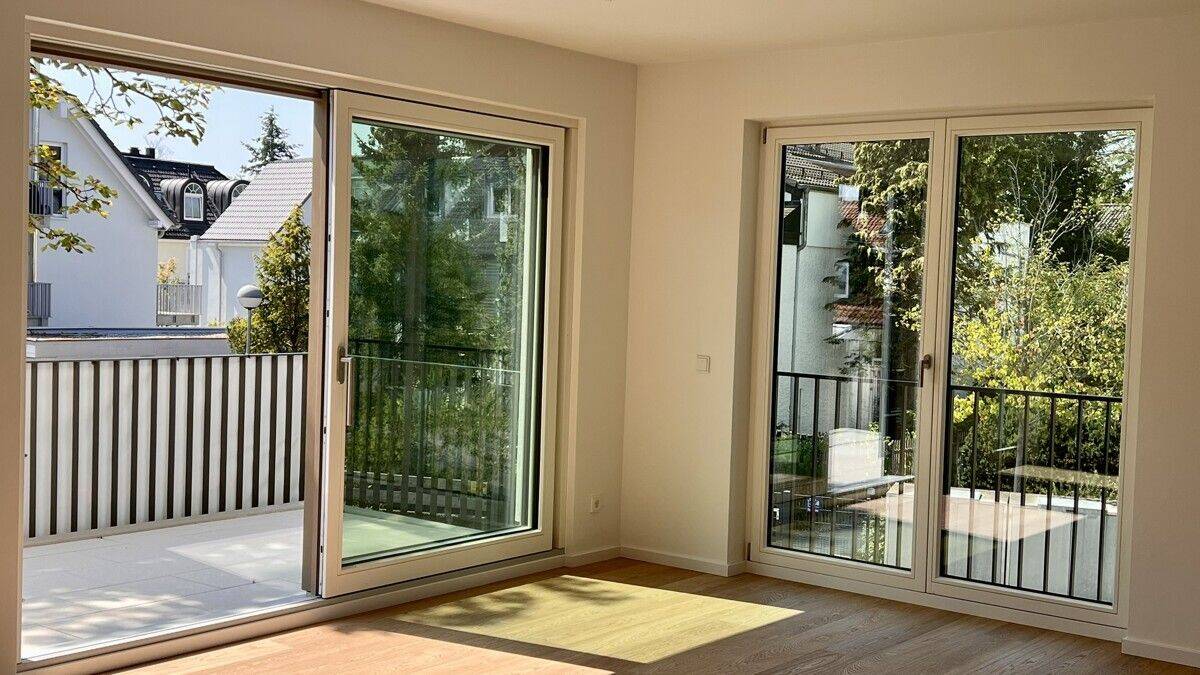 Bestlage Waldtrudering-Neubau: Lichtdurchflutetes Wohnen auf 87 m² mit großem Balkon und Küche, 81827 München (Ramersdorf-Perlach Trudering-Riem)