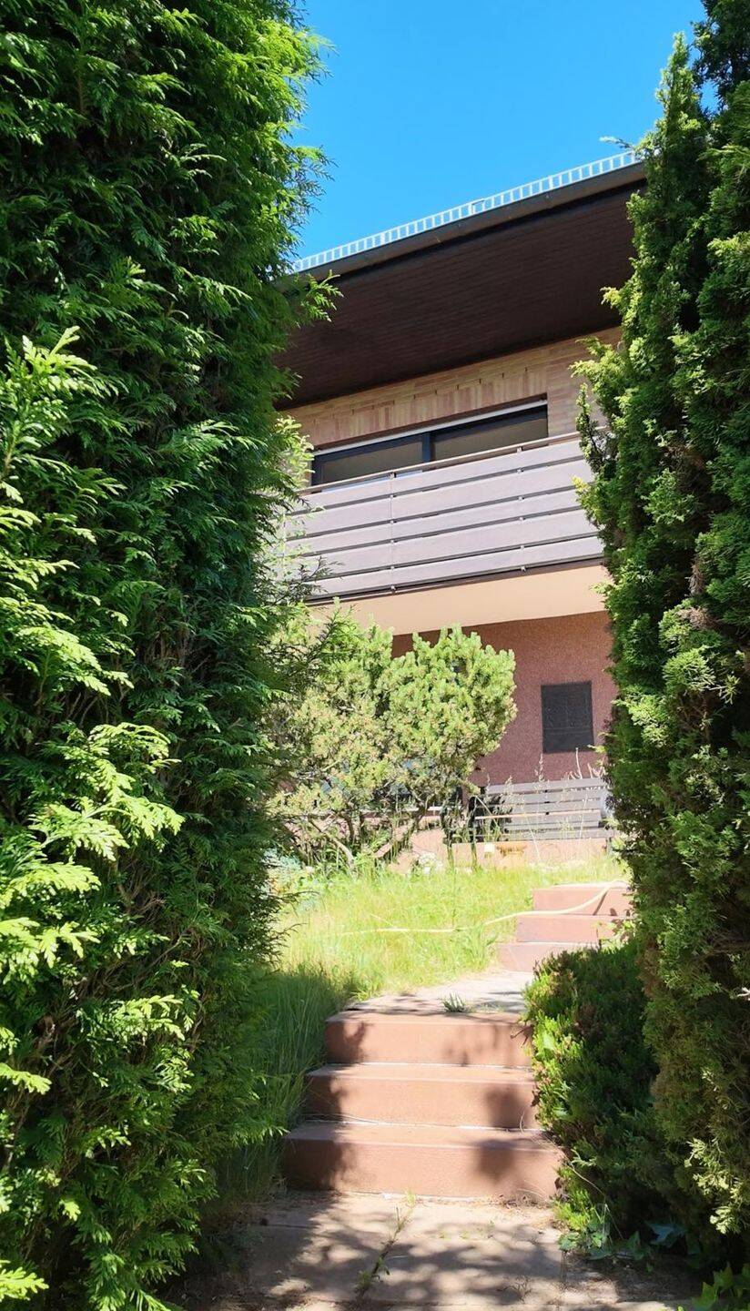 NATURNAH . STYLISCH . EXKLUSIV: Ihr Traumhaus in Engenhahn!, 65527 Niedernhausen