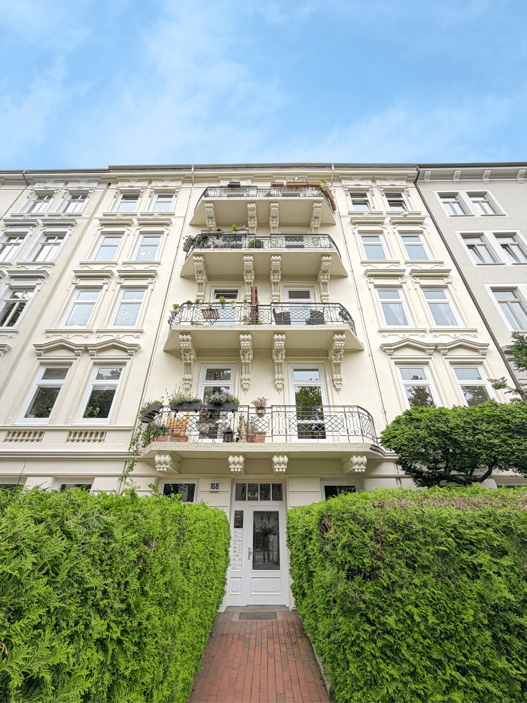 Großzügige Eigentumswohnung in Bestlage von Winterhude, 22299 Hamburg (Hamburg-Nord Winterhude)