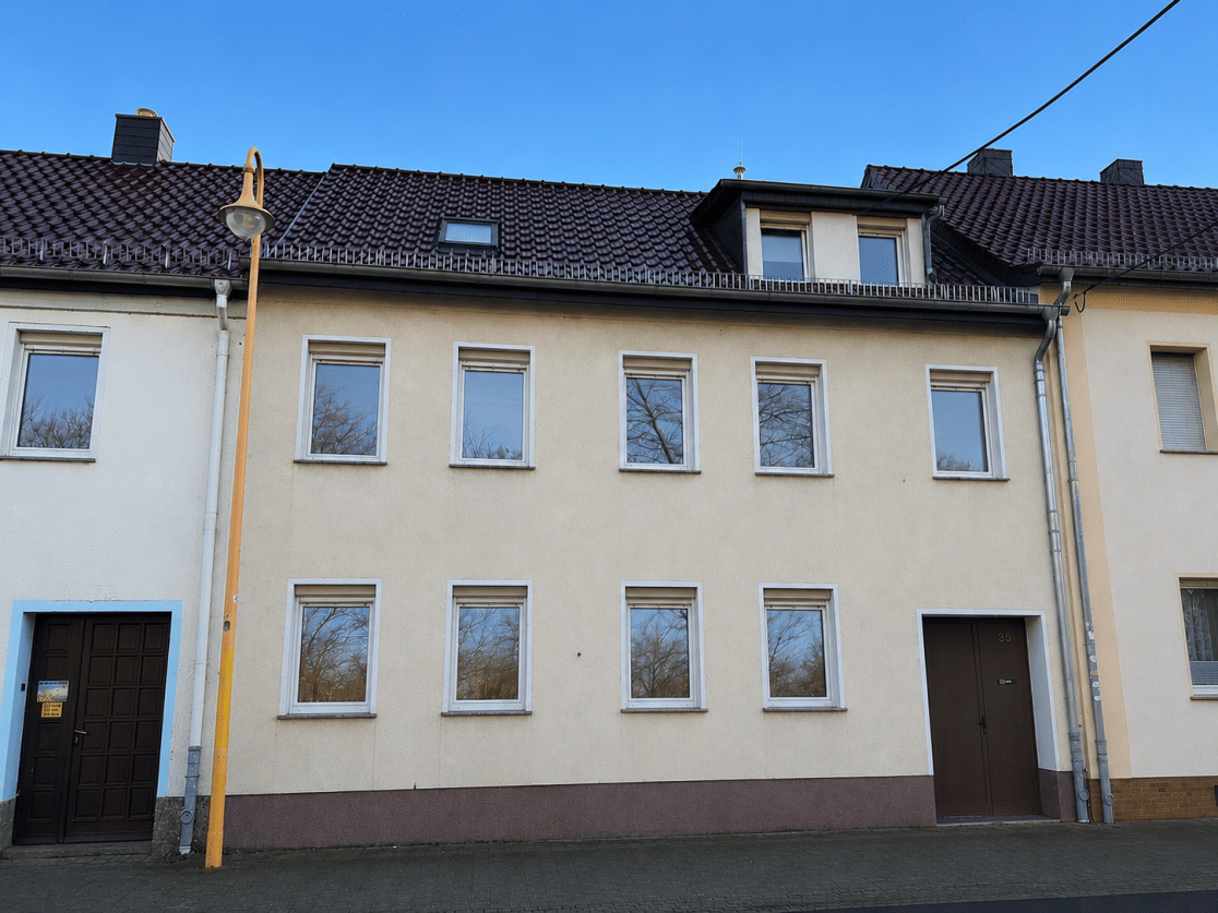 Reihenhaus mit viel Platz für Ihre Wohnträume – ideal für Familien und Mehrgenerationenwohnen!, 4420 Markranstädt