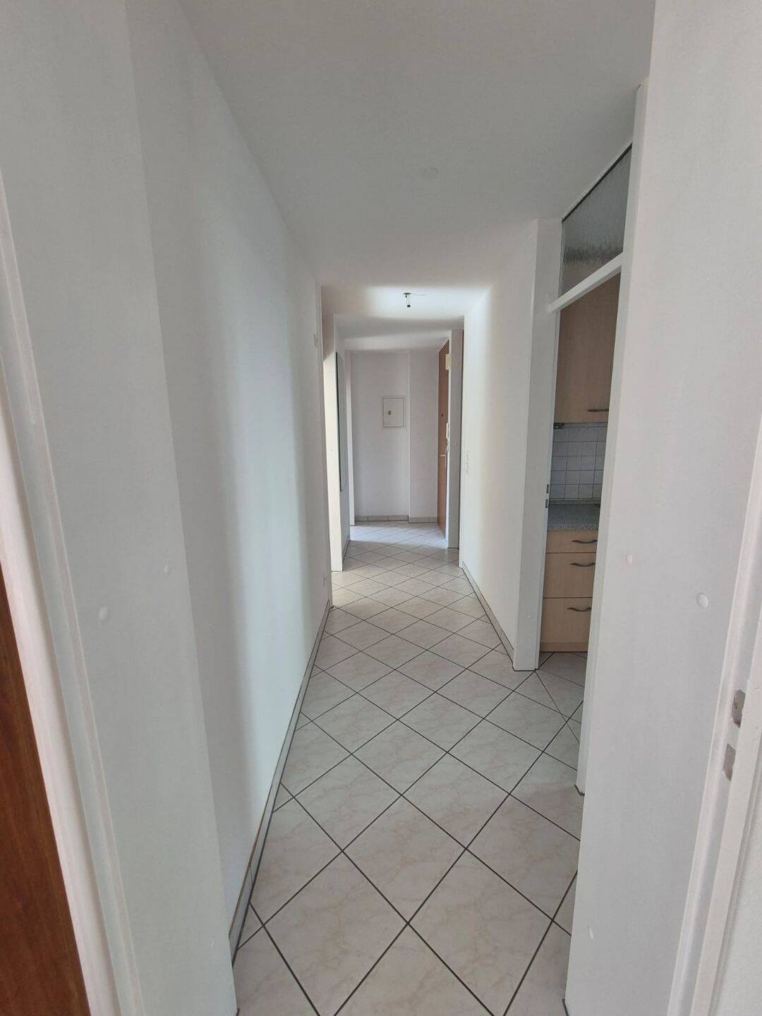 3-Zimmer-Wohnung mit Küche und Loggia + Garage in Wiesloch, 69168 Wiesloch