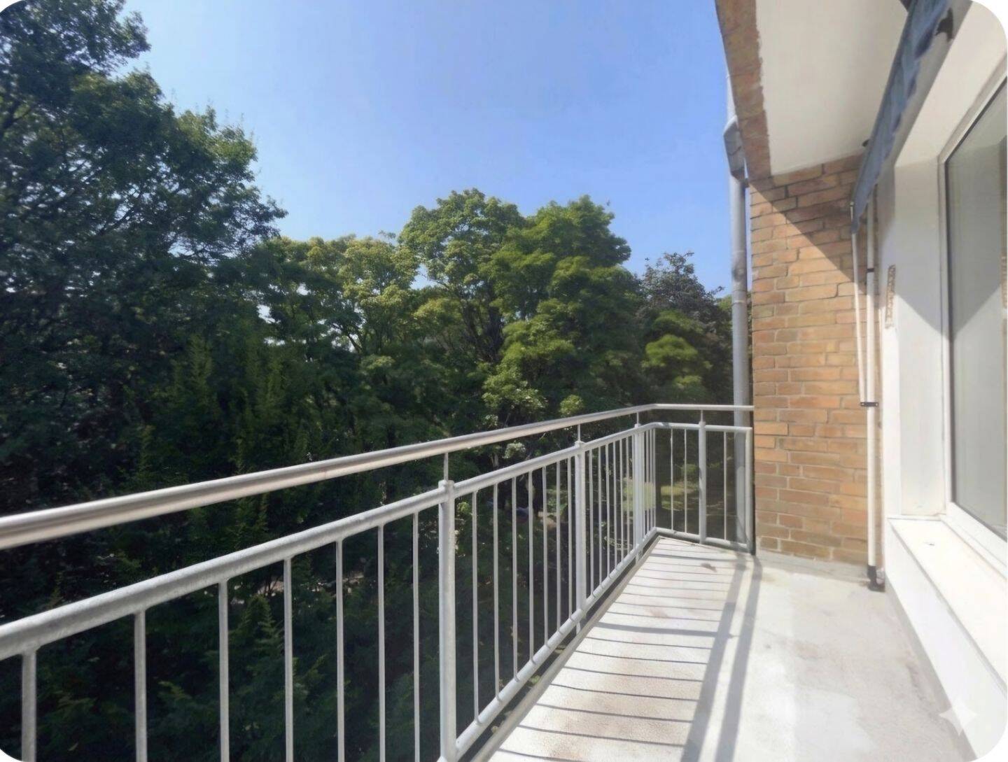 Ihr neues Zuhause nahe der Alster – Modernisierte 3-Zimmer-Wohnung mit sonnigem Balkon, 22085 Hamburg (Hamburg-Nord Barmbek-Süd Uhlenhorst)