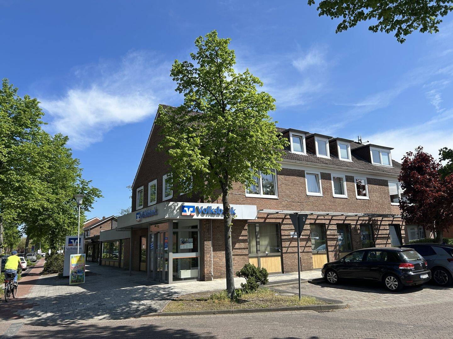 Vermietete 3 Zi. ETW im Zentrum von Adendorf, mit Kellerraum, und einem PKW-Stellplatz., 21365 Adendorf