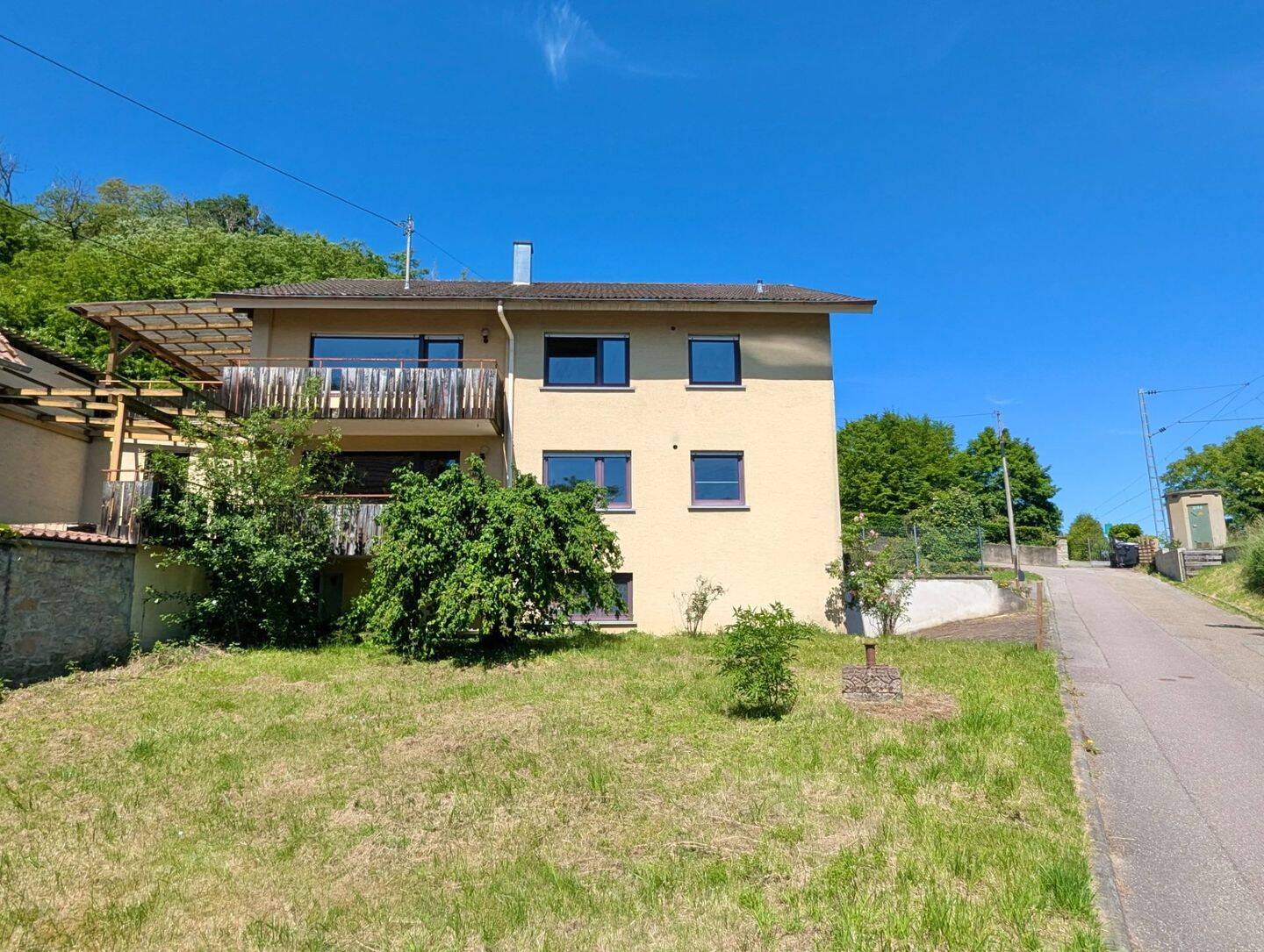 Zweifamilienhaus-Mehrgenerationen-Vermietung-Großes Grundstück, 75015 Bretten