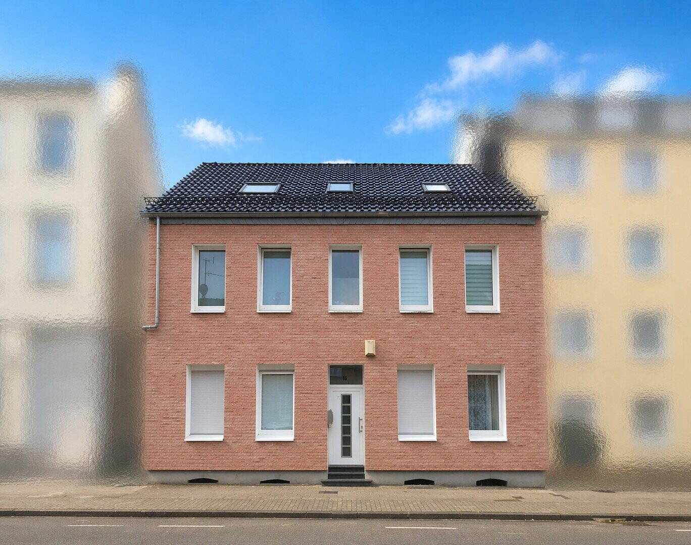 Großfamilienparadies mit großem Grundstück und zu prüfender Entwicklungsperspektive, 45468 Mülheim an der Ruhr (Eppinghofen Holthausen Mitte Mitte-Ost)
