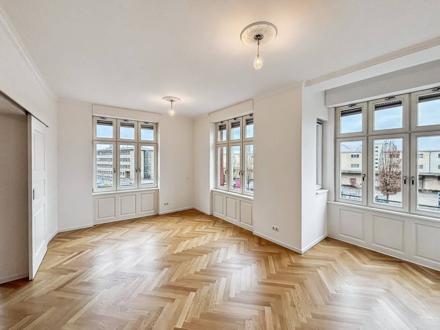 Repräsentative Altbauetage, denkmalgeschützt:  Exklusive Etage mit zwei Wohnungen, 68159 Mannheim (Jungbusch Mühlauhafen Quadrate)
