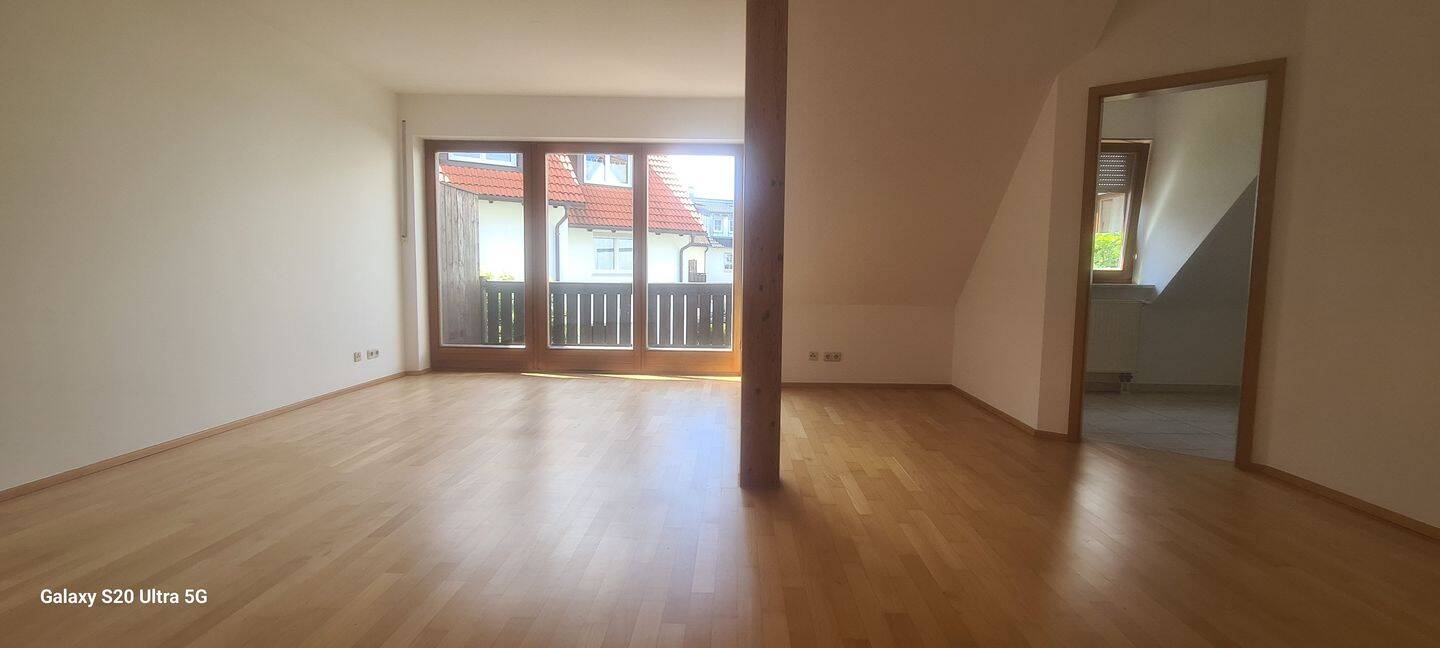 3 Zimmer Maisonette-Wohnung in ruhiger Wohnlage, Neunkirchen am Brand, 91077 Neunkirchen a. Brand