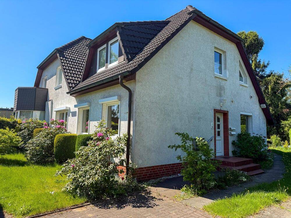 Junges Mehrfamilienhaus bereits aufgeteilt perfekt für Ihr Portfolio oder die Eigennutzung, 22453 Hamburg (Eimsbüttel Fuhlsbüttel Groß Borstel Niendorf)