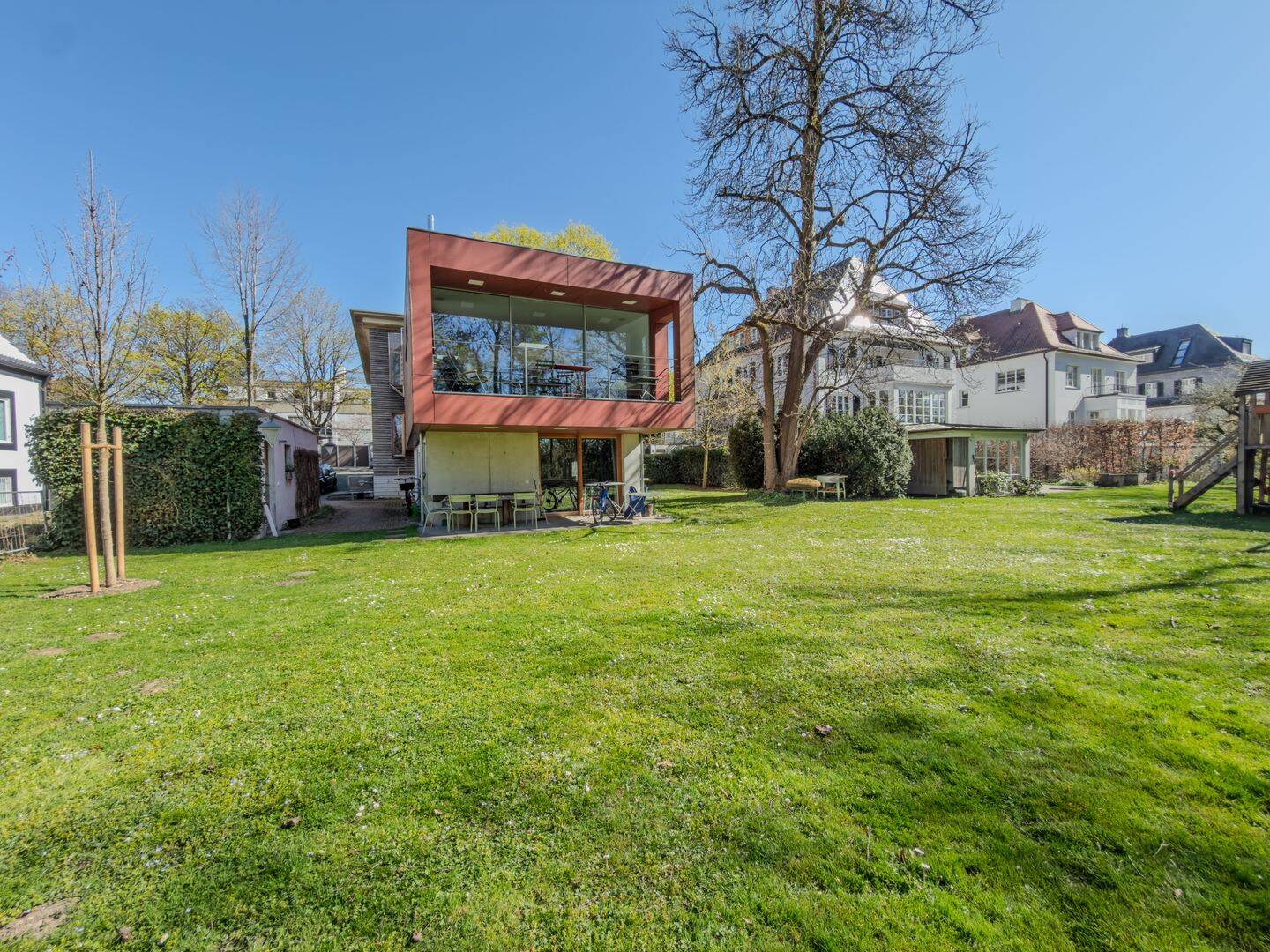 ?? modernes Haus auf Traumgrundstück (Nießbrauch), 81925 München (Bogenhausen)