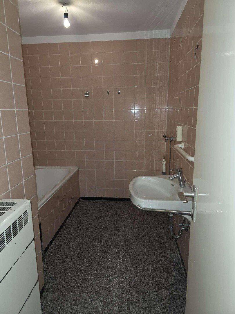 Helle ETW über den Dächern der Waldstadt, 76139 Karlsruhe (Hagsfeld Rintheim Waldstadt)