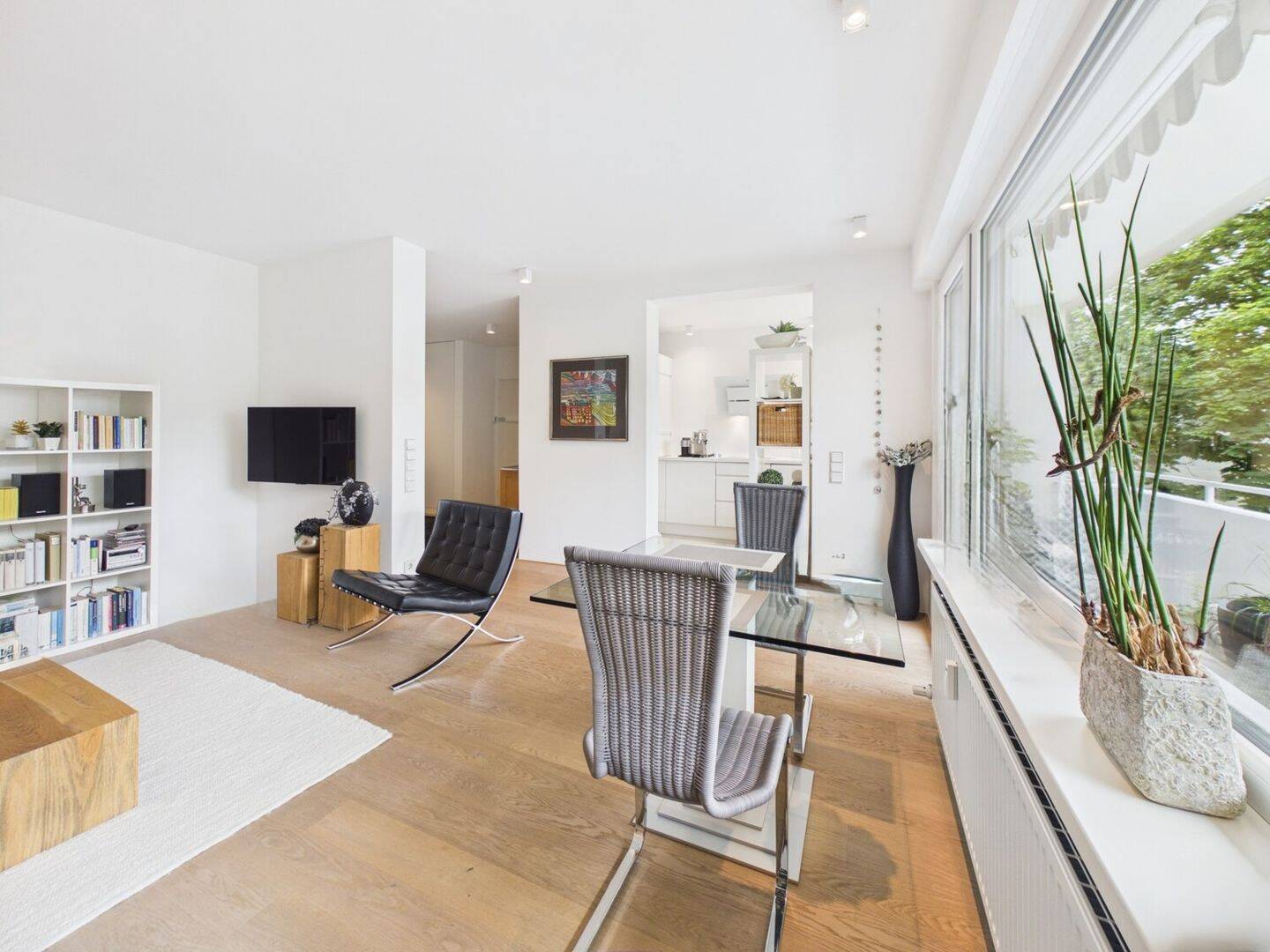 Stilvoll wohnen am Kurpark – Hochwertig kernsanierte Wohnung mit Tiefgarage, 65191 Wiesbaden (Bierstadt Sonnenberg Wiesbaden)