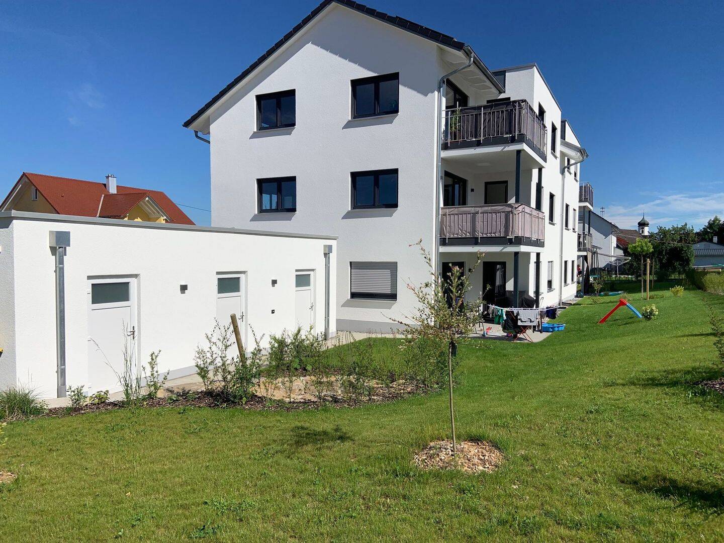 Neuwertige 3-Zimmer-Wohnung mit Balkon, 88637 Buchheim