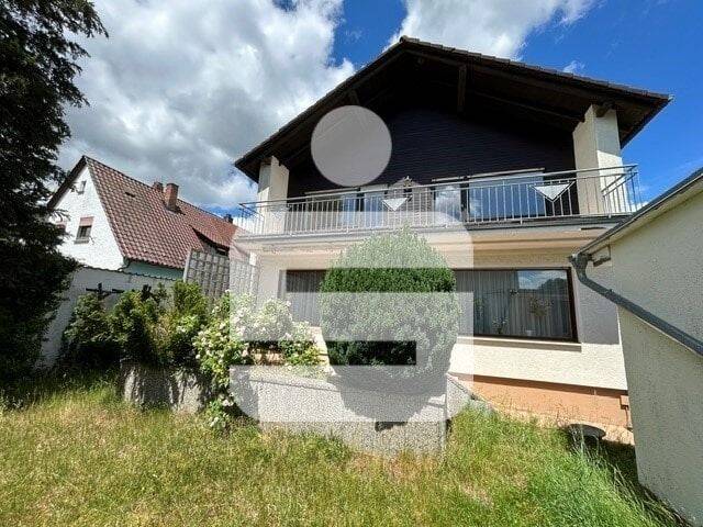 Wohnhaus mit Nebengebäude in Dechsendorf…Platz, Platz, Platz!, 91056 Erlangen