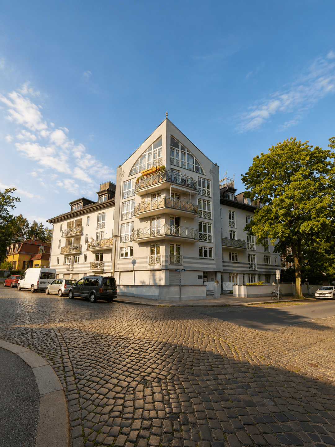 Traumhafte 3-Zimmer-Wohnung | 97 m² | 2 Bäder | Wanne | ruhige Neustadt-Lage an der Heide in Dresden, 1099 Dresden