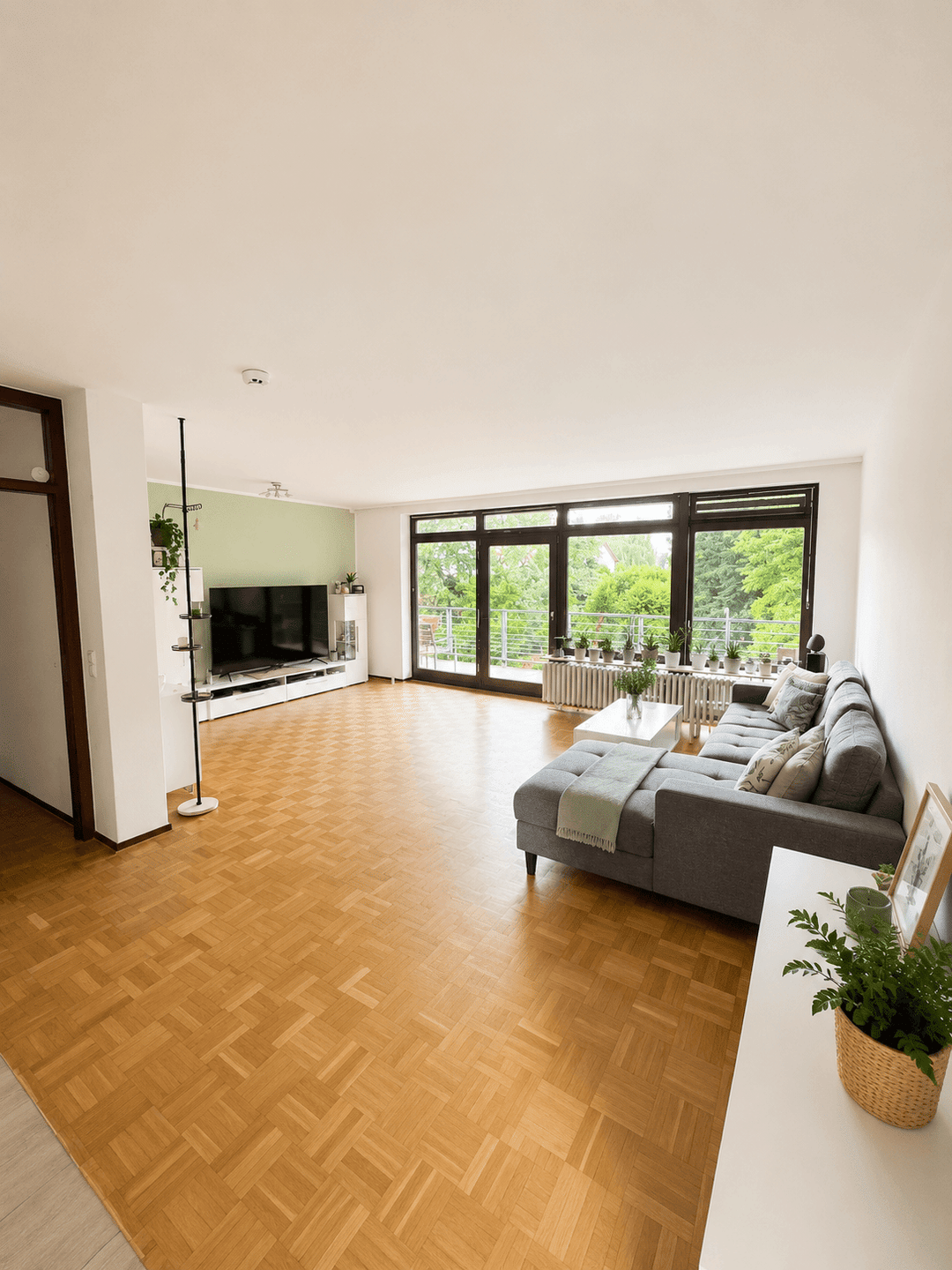 ZU VERMIETEN: Schöne 3 Zimmer-Wohnung (ca. 99,97 m²) mit Balkon in guter Soester Wohnlage, 59494 Soest