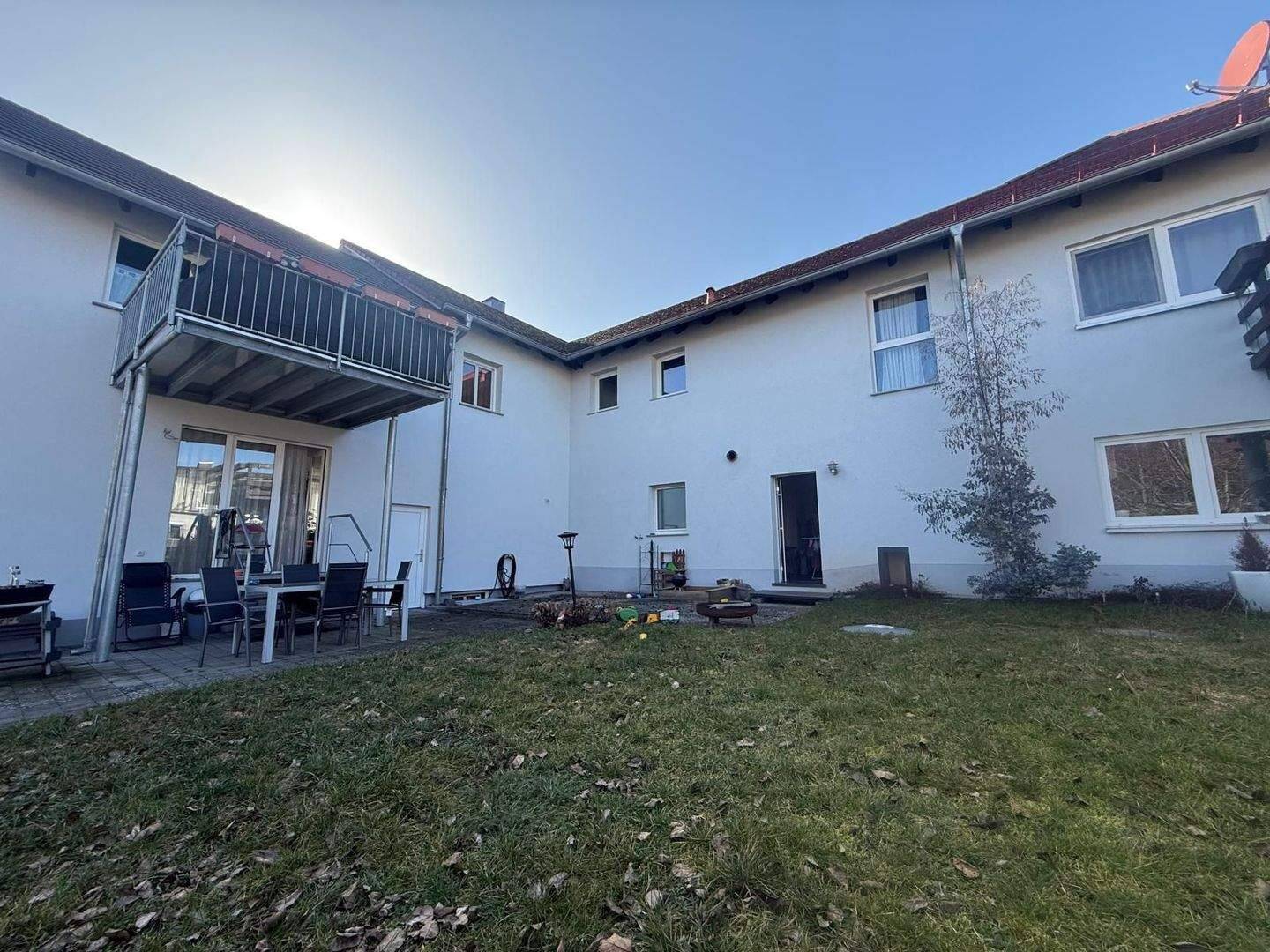 Nachhaltig investieren – gepflegtes Mehrfamilienhaus mit 5 Wohneinheiten (Teilvermietet), 91448 Emskirchen