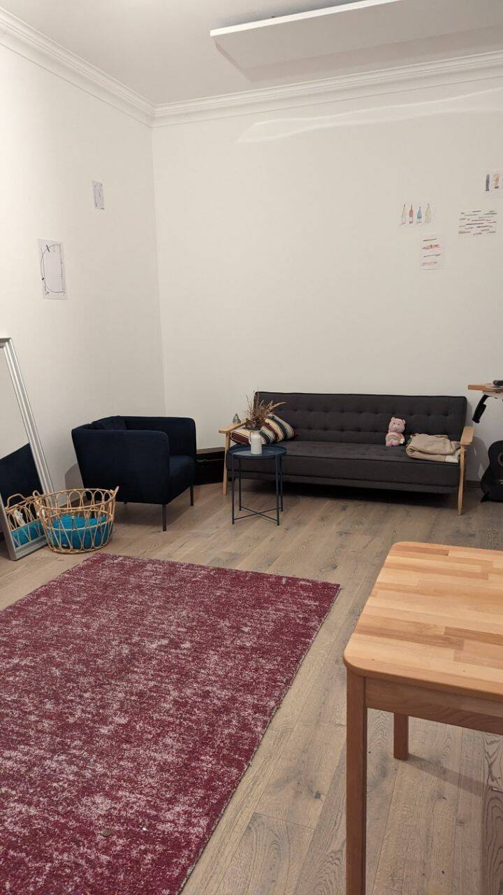 Nachmieter gesucht: Unmöblierte ruhige 1-Zimmer-Wohnung mit EBK in Berlin-Mitte, ca. 50 m², 10115 Berlin (Mitte Wedding)