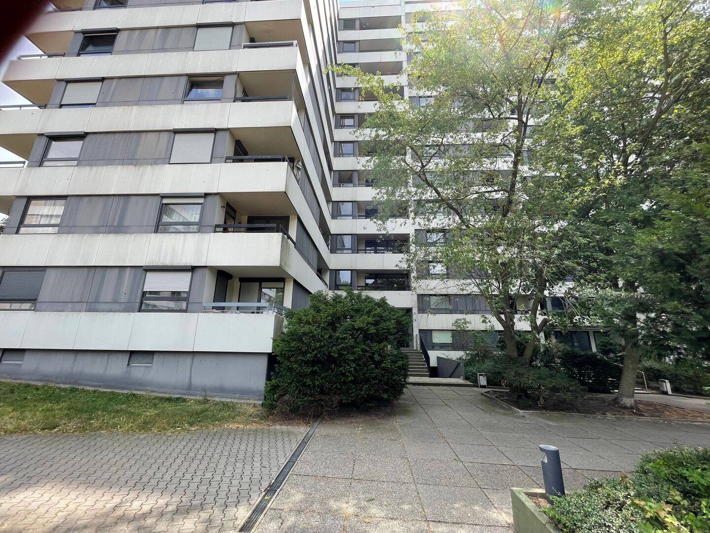 Nürnberg: Sanierte 3-Zi-Wohnung am Wöhrder See, 90402 Nürnberg (Gleißbühl Lorenz Tafelhof Tullnau Wöhrd)