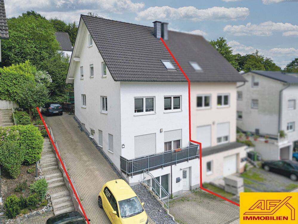 Vermietetes Familienhaus am Stadtrand von Sundern – Anleger gesucht!, 59846 Sundern (Sauerland)