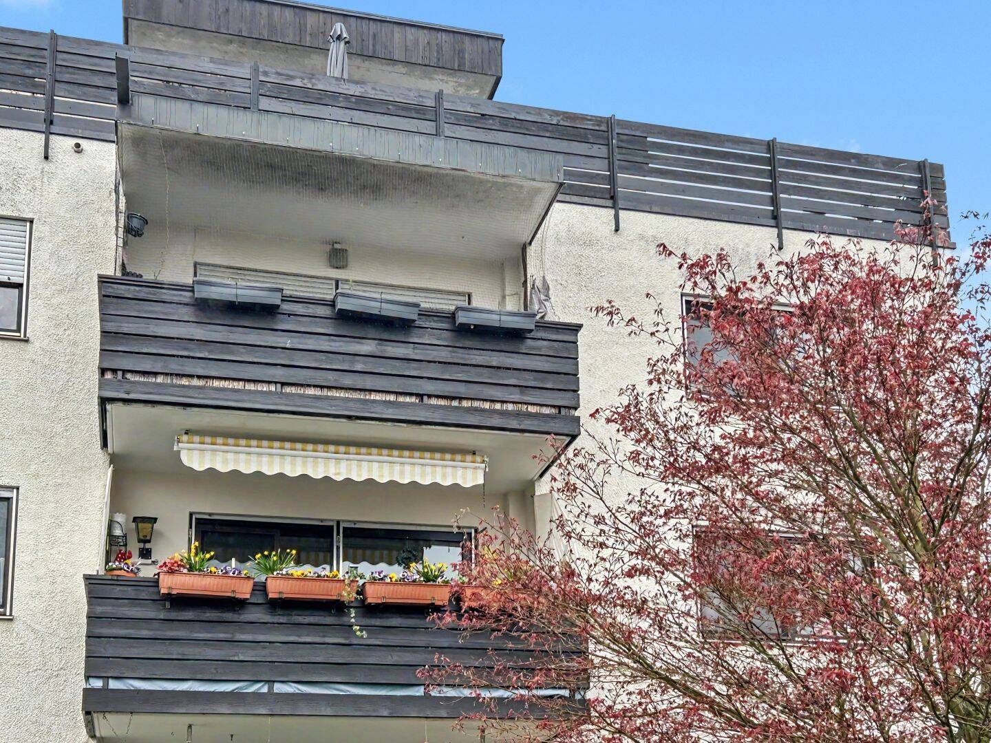 Deggendorf – Zentrumsnahe, vermietete 3-Zimmer-Wohnung mit Balkon, 94469 Deggendorf