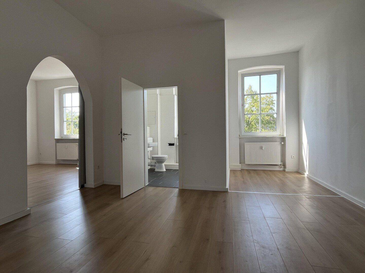 helle 4-Zimmer-Wohnung im 2. OG, 6618 Naumburg (Saale)