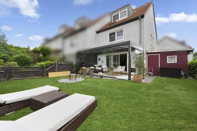 Neuwertiges Reihenendhaus mit viel Licht und großem Garten!, 61118 Bad Vilbel