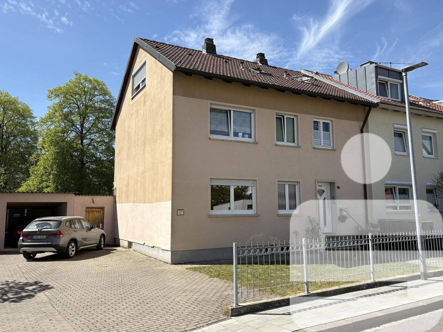 Wohnhaus mit drei separaten Einheiten und vielseitigen Nutzungsmöglichkeiten, 96052 Bamberg (Bamberg Gartenstadt Hirschknock Kramersfeld)
