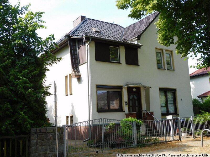 Villa im Charme der 20er Jahre in gesuchter Lage nahe dem S-Bahnhof Grünau, 12526 Berlin (Treptow-Köpenick Bohnsdorf Kleingartenanlage Grünbergallee)