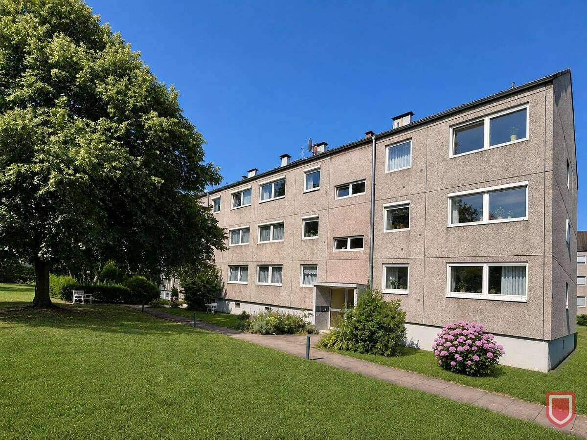 Hochparterre mit Balkon und Stellplatz in beliebter Wohnlage, 34246 Vellmar (Hof Mondschirm)