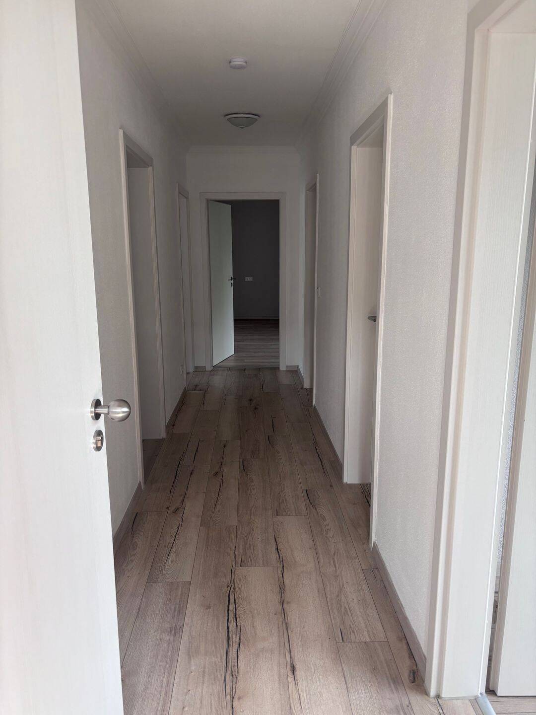 Moderne 3-Zimmer-Wohnung mit 97 qm und 2 Balkonen 1.OG, 91522 Ansbach
