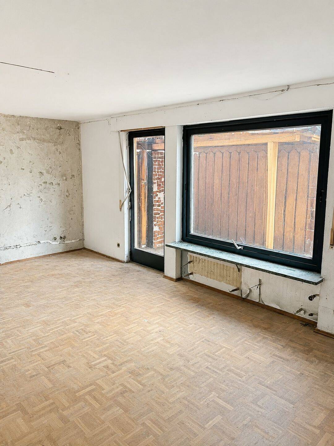 Sanierungsbedürftiges Reihenhaus mit Einliegerwohnung in Lindau-Reutin, 88131 Lindau (Bodensee)