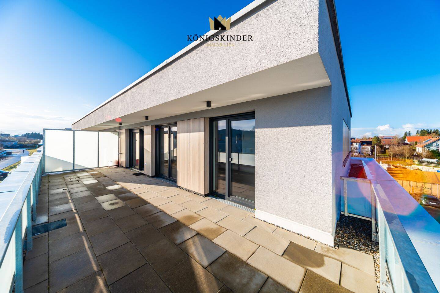 Stylisches und exklusives Penthouse: Wohntraum in Sonnenlage mit großer Dachterrasse (Erstbezug), 89150 Laichingen